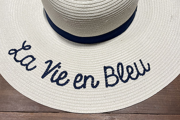 chapeau sur mesure capeline la vie en bleu